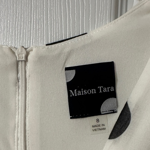 Maison Tara Asymmetrical White Dress with Black Polka Dots - Picture 2 of 5